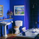 Фото: Необычная синяя ванная комната